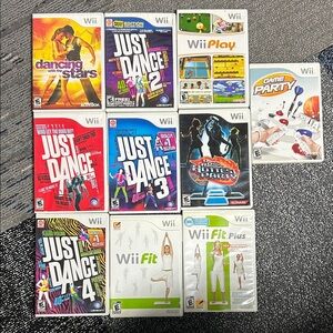 Nintendo Wii Game Collection - Just Dance, WiiFit